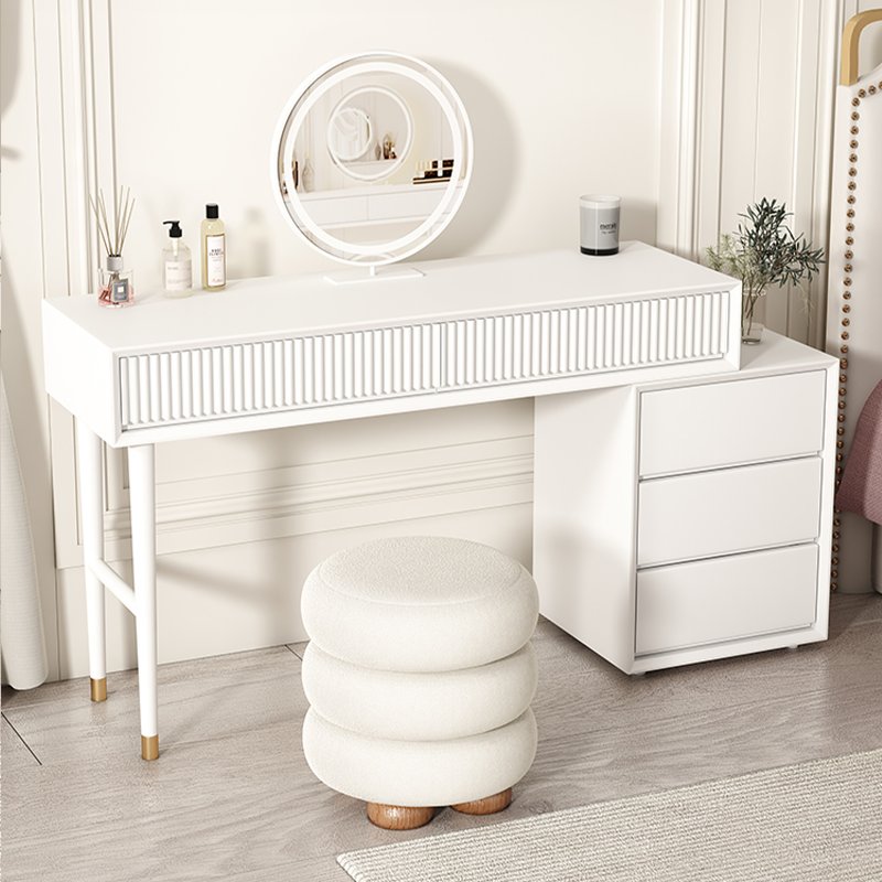 Elegant White Boucle Vanity Stool Elegant White Boucle Vanity Stool