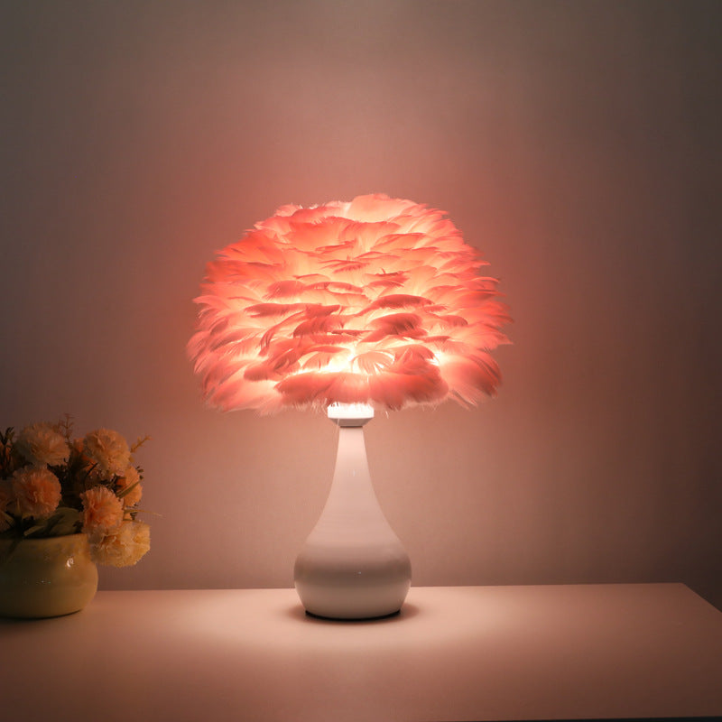 Rose Flower Table Lamp: Graceful Illumination for Any Room!
