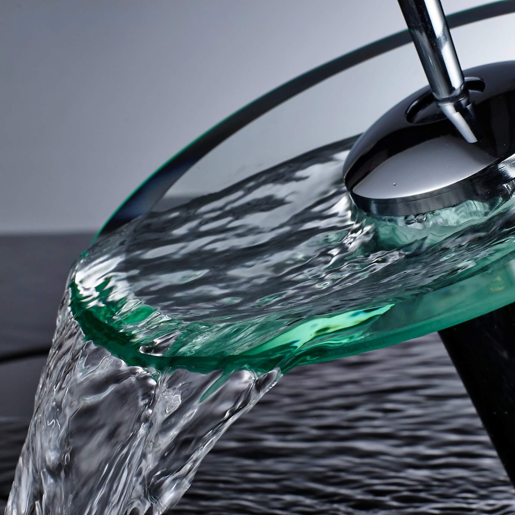 Stylish Transparent Glass Waterfall Bathtub Faucet – CharmyDecor